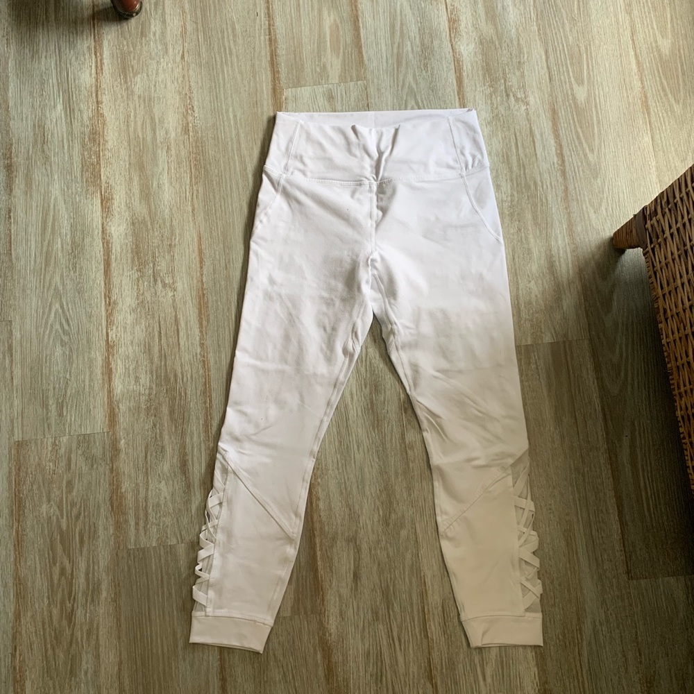 Fabletics 7/8 power hold leggings